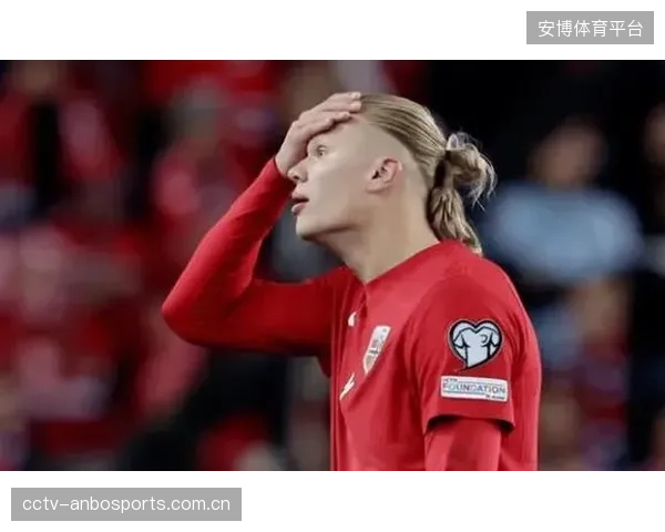 主教练索尔巴肯成功将挪威的球星捏合成一个整体，其临场战术指挥将决定球队能走多远。